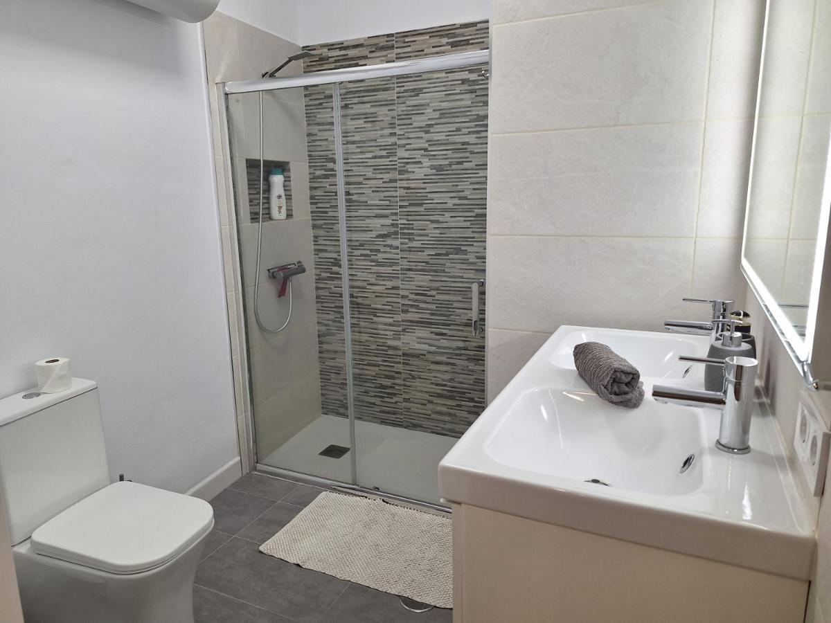 Habitacion Con Bano Privado En Un Piso Con Familia Santa Cruz de la Palma  Dış mekan fotoğraf